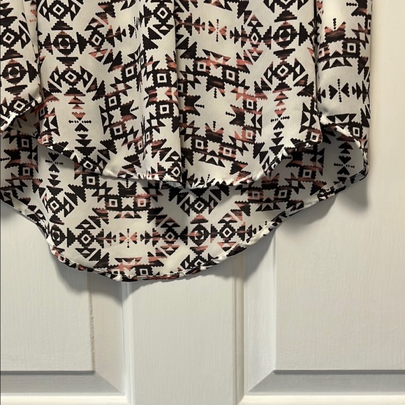 Aztec Print Sleeveless High Low Tank - Picture 7 of 7